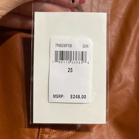 7 for all Mankind | NWT! FAUX LEATHER KATE MODERN STRAIGHT SIZE: 25 - Picture 4 of 7